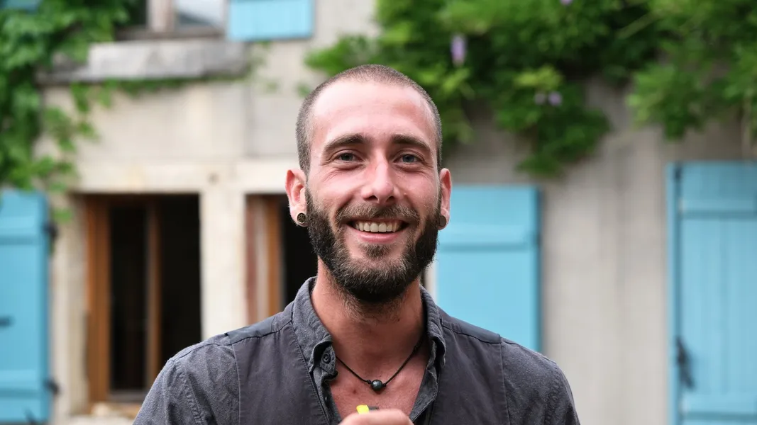 Quentin : Fabricant de jeux en bois à Dijon