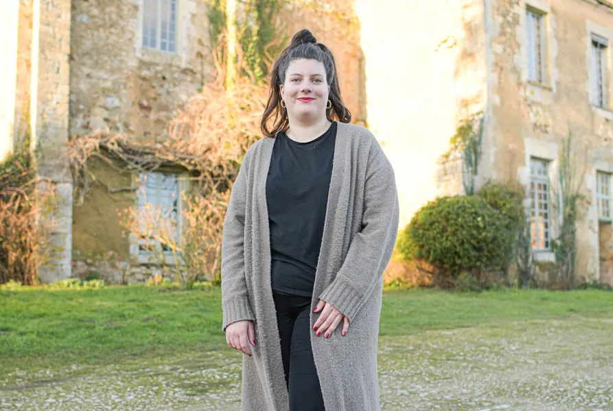 Manon : Tufteuse à Le Mans