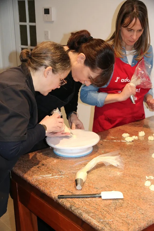 Réalisez vos cupcakes gourmands avec Chiara-Esmeralda - Image n°3 - Wecandoo