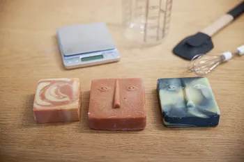 Réalisez votre savon avec Myriam