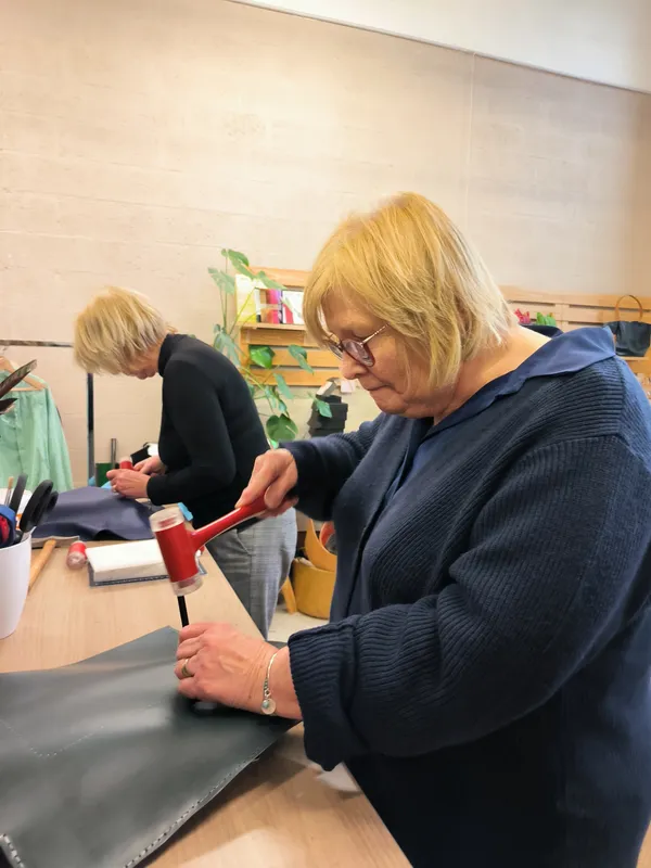 Créez votre sac cabas en cuir - Image n°4 - Wecandoo