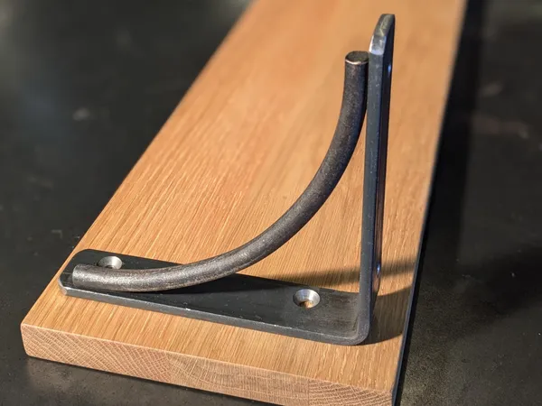 Réalisez votre étagère murale ou patère en bois et métal avec Théophile - Image n°5 - Wecandoo