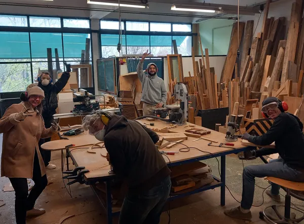 Construisez votre table basse ou banc en bois recyclé avec Sébastien et son équipe - Afbeelding nr. 5 - Wecandoo