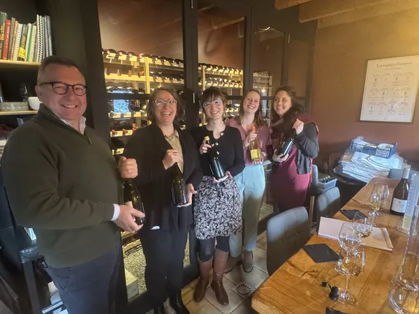 Assemblez votre vin avec Mathieu et son équipe - Image n°2 - Wecandoo