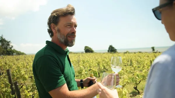 Assemblez votre vin avec Mathieu et son équipe - Image n°3 - Wecandoo