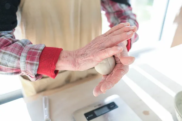 Initiez-vous au modelage avec Laure - Image n°2 - Wecandoo