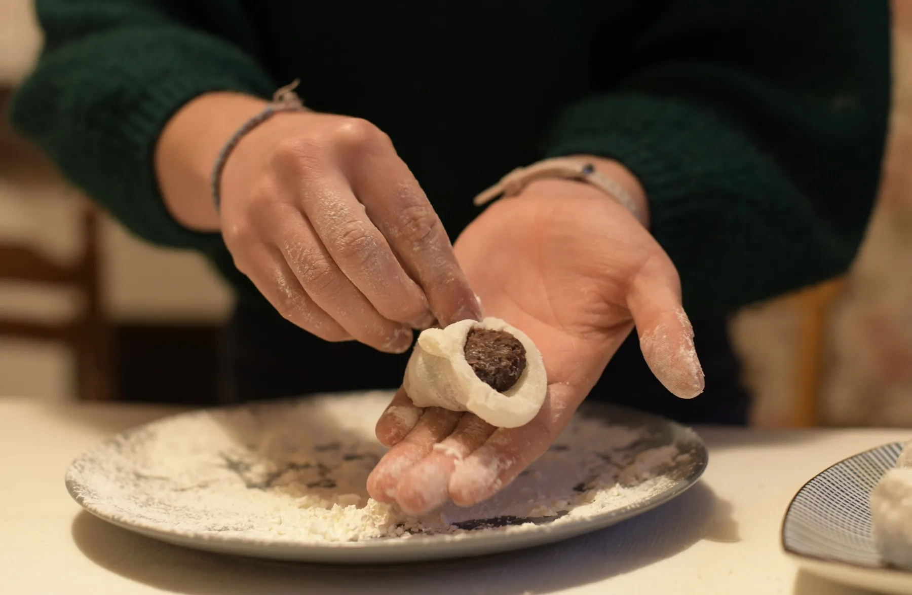 Réalisez vos mochis et dégustez du matcha avec Laurence - Image n°4 - Wecandoo