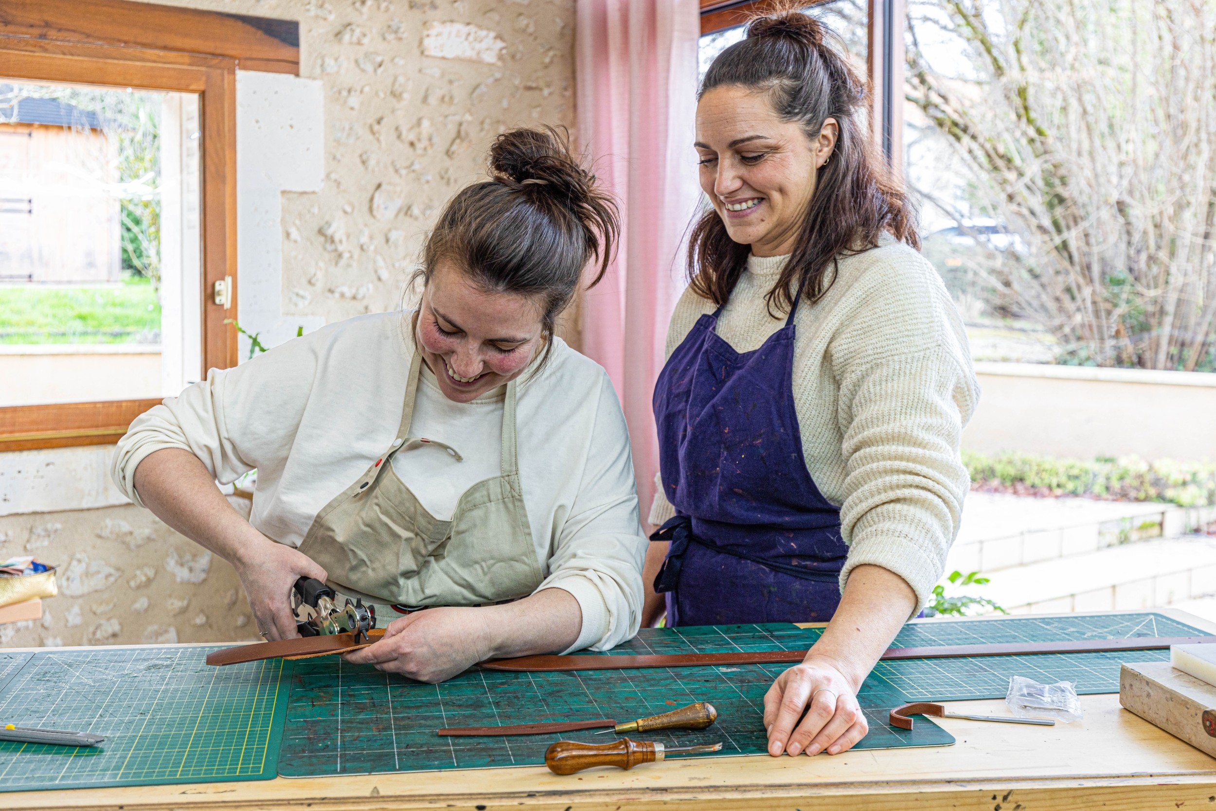 Wecandoo - Fabriquez votre ceinture en cuir avec Marjorie - Image n°9