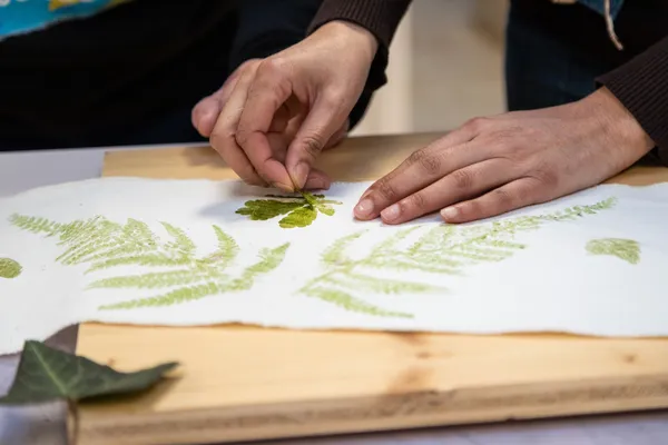 Initiez-vous à l'empreinte végétale avec Fatima - Image n°2 - Wecandoo