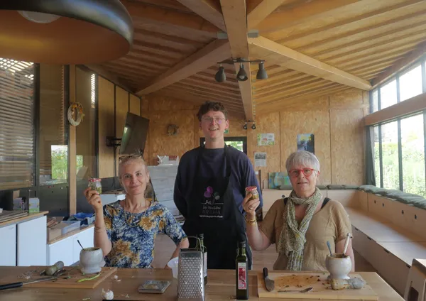 Fabriquez votre pesto de micro-pousses avec Ariane et son équipe - Image n°5 - Wecandoo