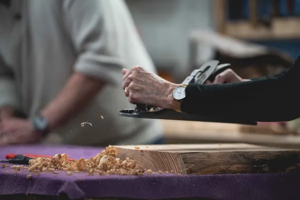 Fabriquez votre tabouret avec Yann - Afbeelding nr. 5 - Wecandoo