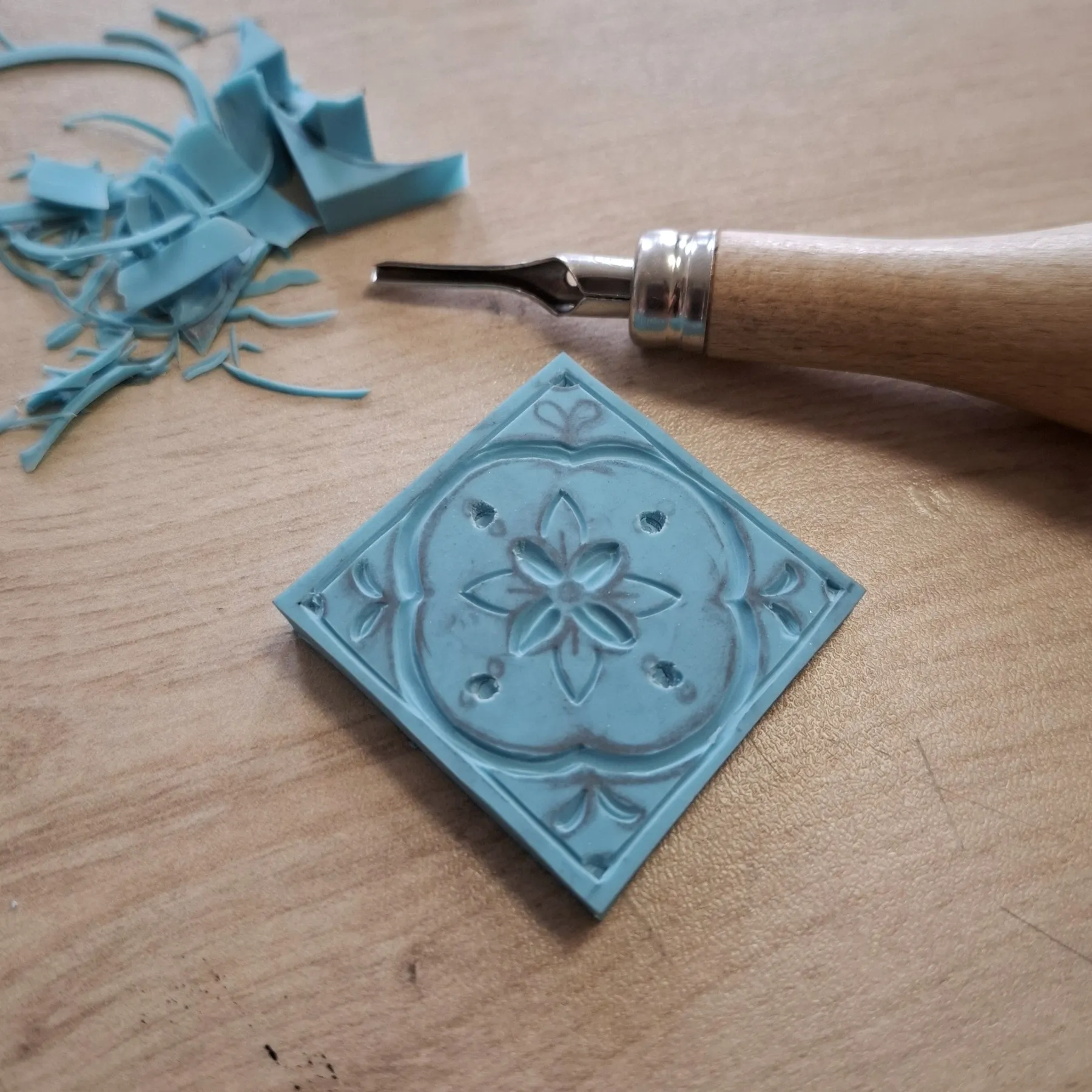 Gravez votre tampon personnalisé ou ex-libris avec Sylvie - Image n°3 - Wecandoo