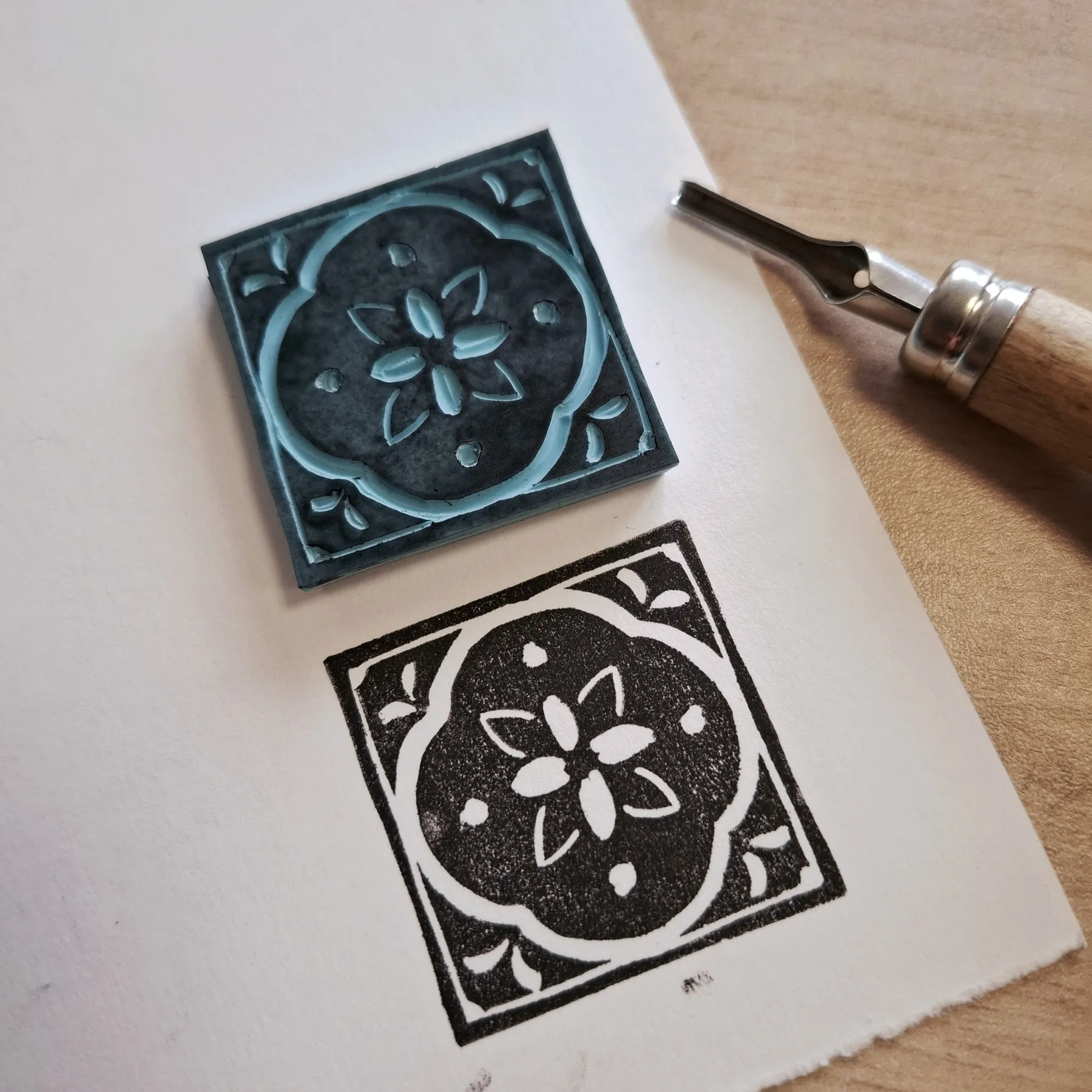 Gravez votre tampon personnalisé ou ex-libris avec Sylvie - Image n°5 - Wecandoo