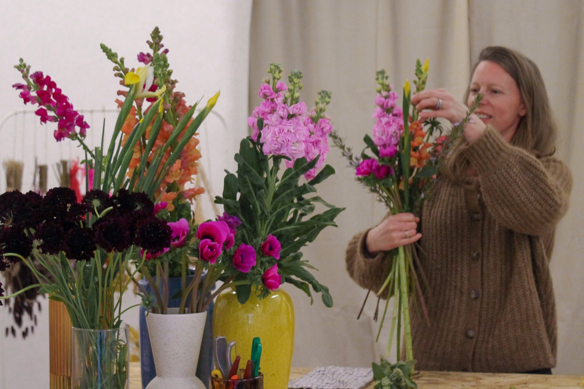 Réalisez des bouquets de fleurs avec votre enfant