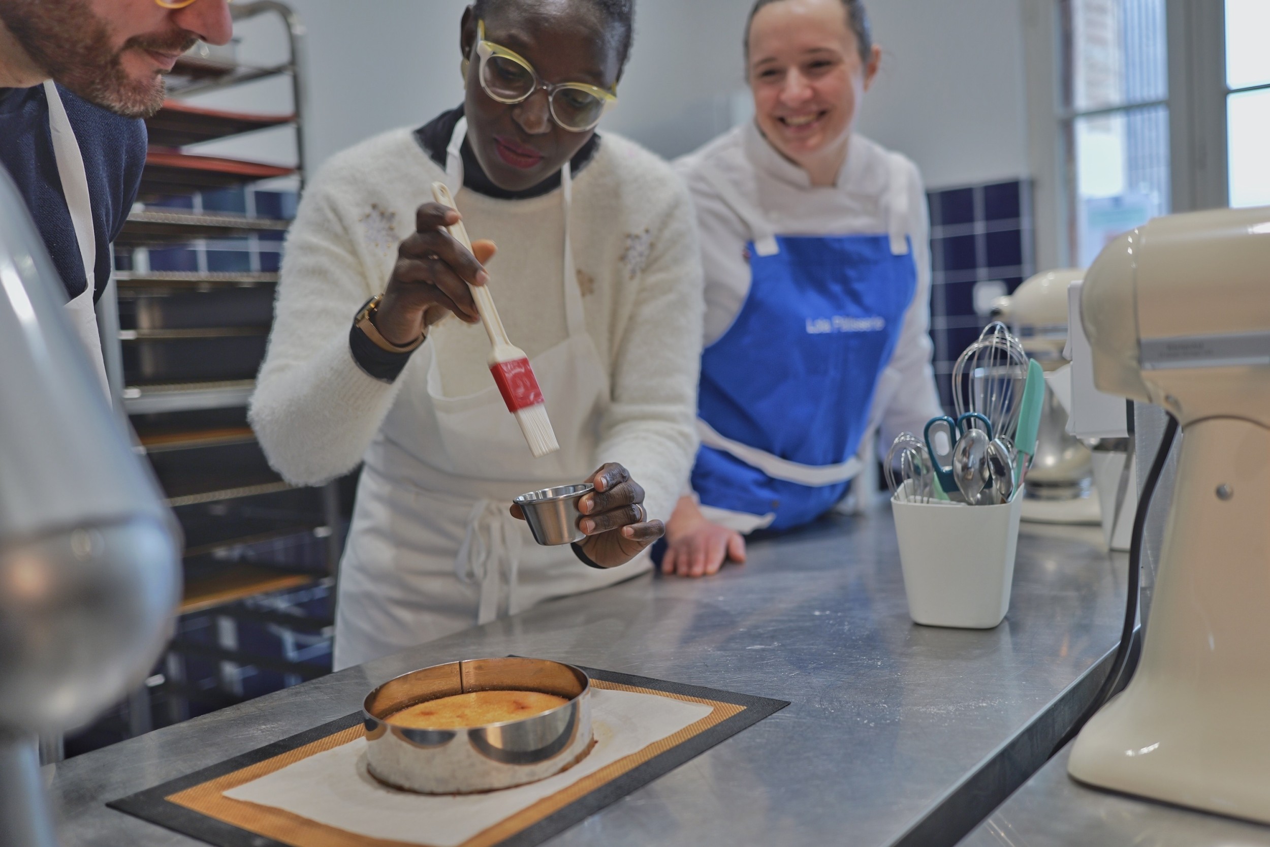 Wecandoo - Réalisez votre gateau nantais végétal et votre caramel avec Lola - Image n°6