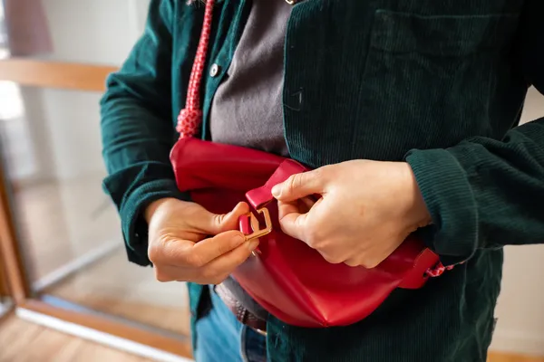 Réalisez votre sac en cuir avec Maéva - Image n°4 - Wecandoo