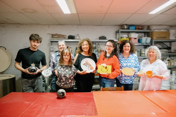 Initiez-vous à diverses techniques d'émaillage sur faïence avec Nathalie - Image n°5 - Wecandoo