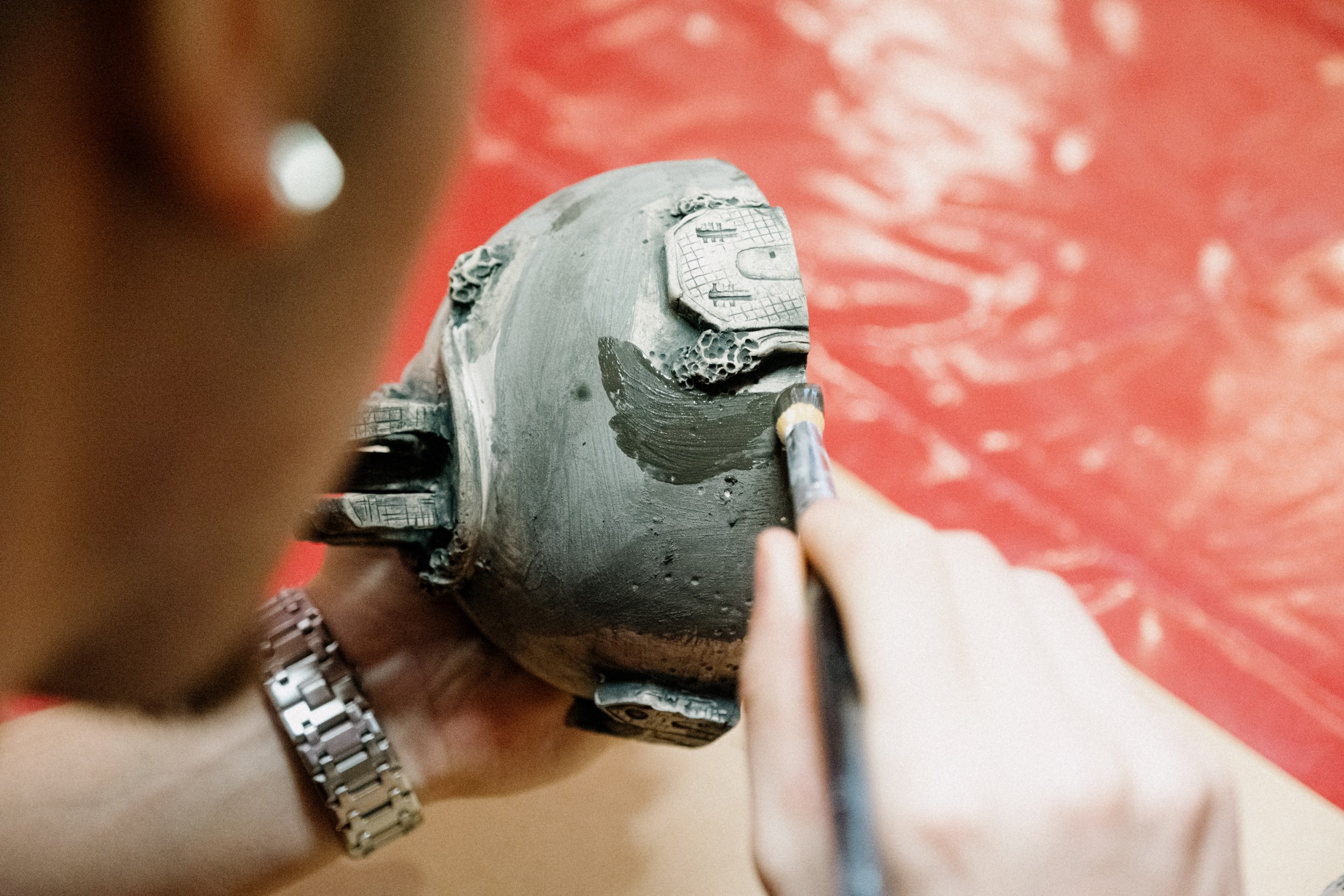 Initiez-vous à l'émaillage sur faïence à Bruxelles