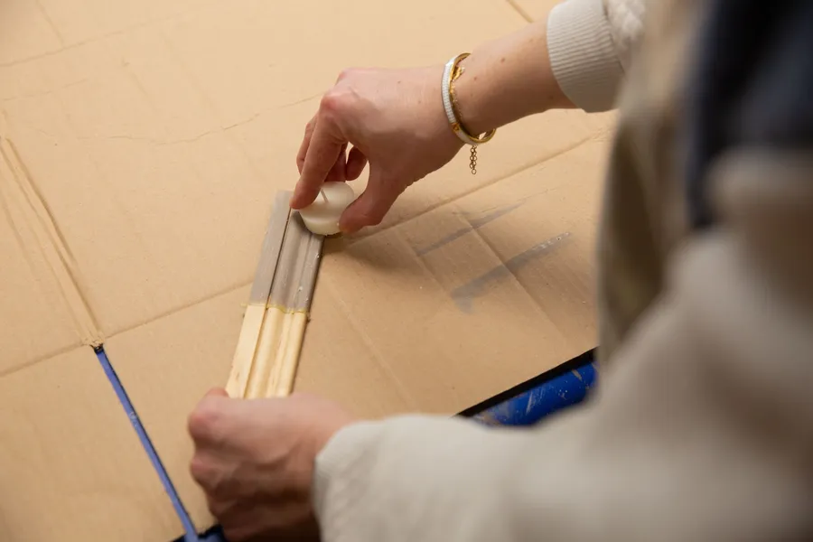 Initiez vous à la patine sur meubles et objets avec Hélène - Image n°1 - Wecandoo