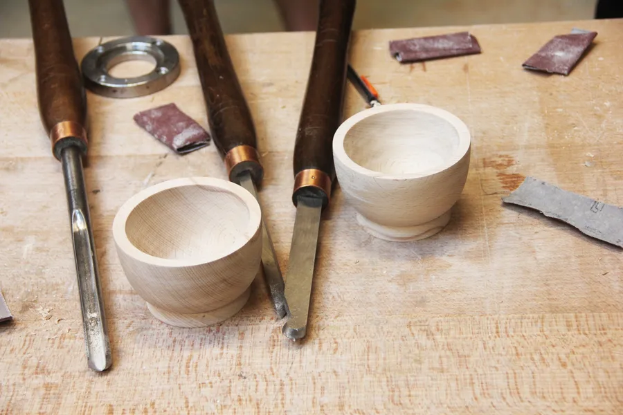 Captivez votre équipe et découvrez le tournage sur bois avec Valentin - Image n°1 - Wecandoo