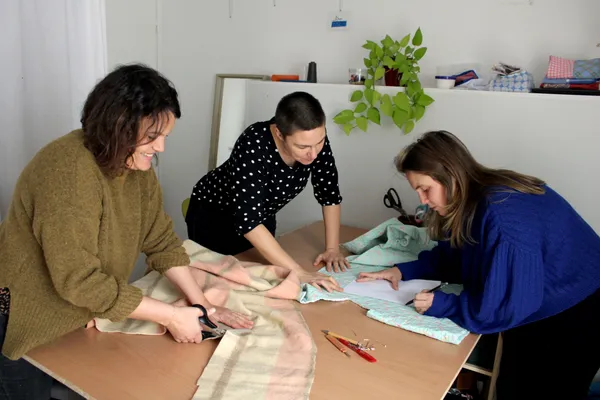 Cousez votre trousse en couverture upcyclée avec Fanny - Image n°3 - Wecandoo