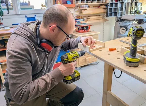 Réalisez votre mangeoire tipi avec Corinne - Image n°5 - Wecandoo