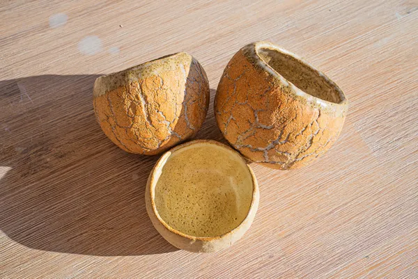 Réalisez votre bol en terre craquelée avec Emmanuelle - Image n°1 - Wecandoo