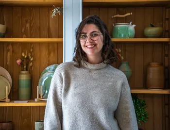 Emmanuelle: Céramiste et Tourneuse in Alpes-Maritimes (06)