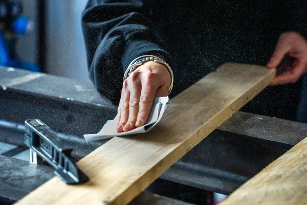 Fabriquez votre petit mobilier en métal sur une journée avec Florian - Image n°4 - Wecandoo