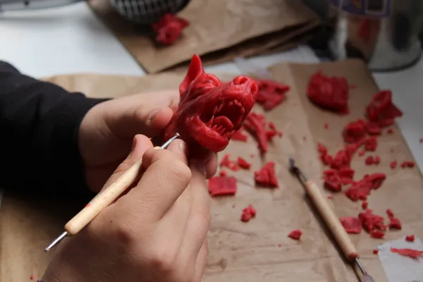 Sculptez votre objet à la pâte de verre sur une journée avec Carla et Natacha - Image n°5 - Wecandoo