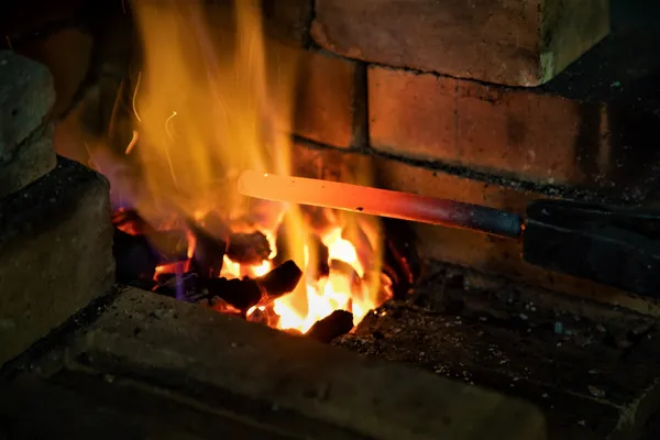 Forgez votre couteau de camp Bushcraft et son étui en cuir sur deux jours avec Eddy - Afbeelding nr. 3 - Wecandoo