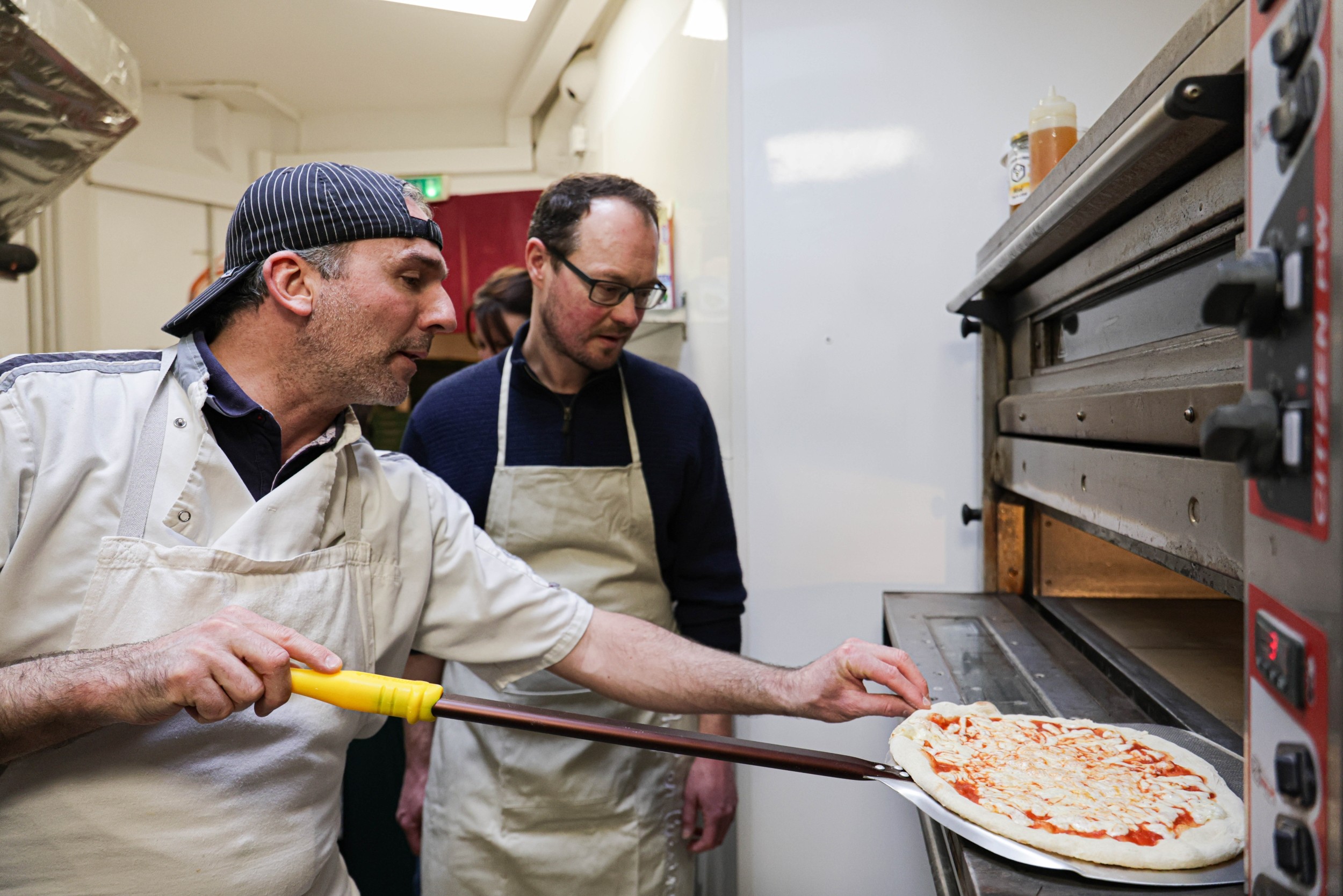 Wecandoo - Réalisez votre pizza artisanale avec Jean-Marie - Image n°11