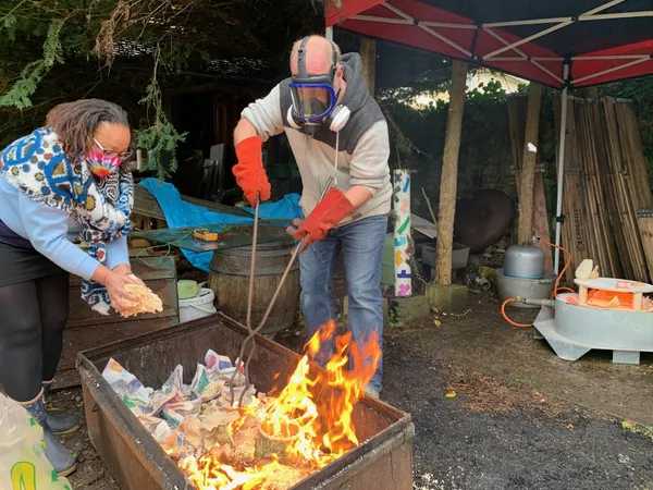 Découvrez la cuisson raku sur deux jours avec Thibaud - Afbeelding nr. 3 - Wecandoo