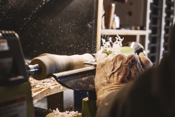 Découvrez le tour à bois avec Michel - Image n°2 - Wecandoo