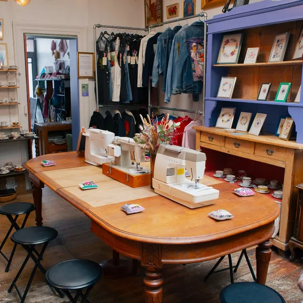 Atelier : 36 Rue Des Juifs