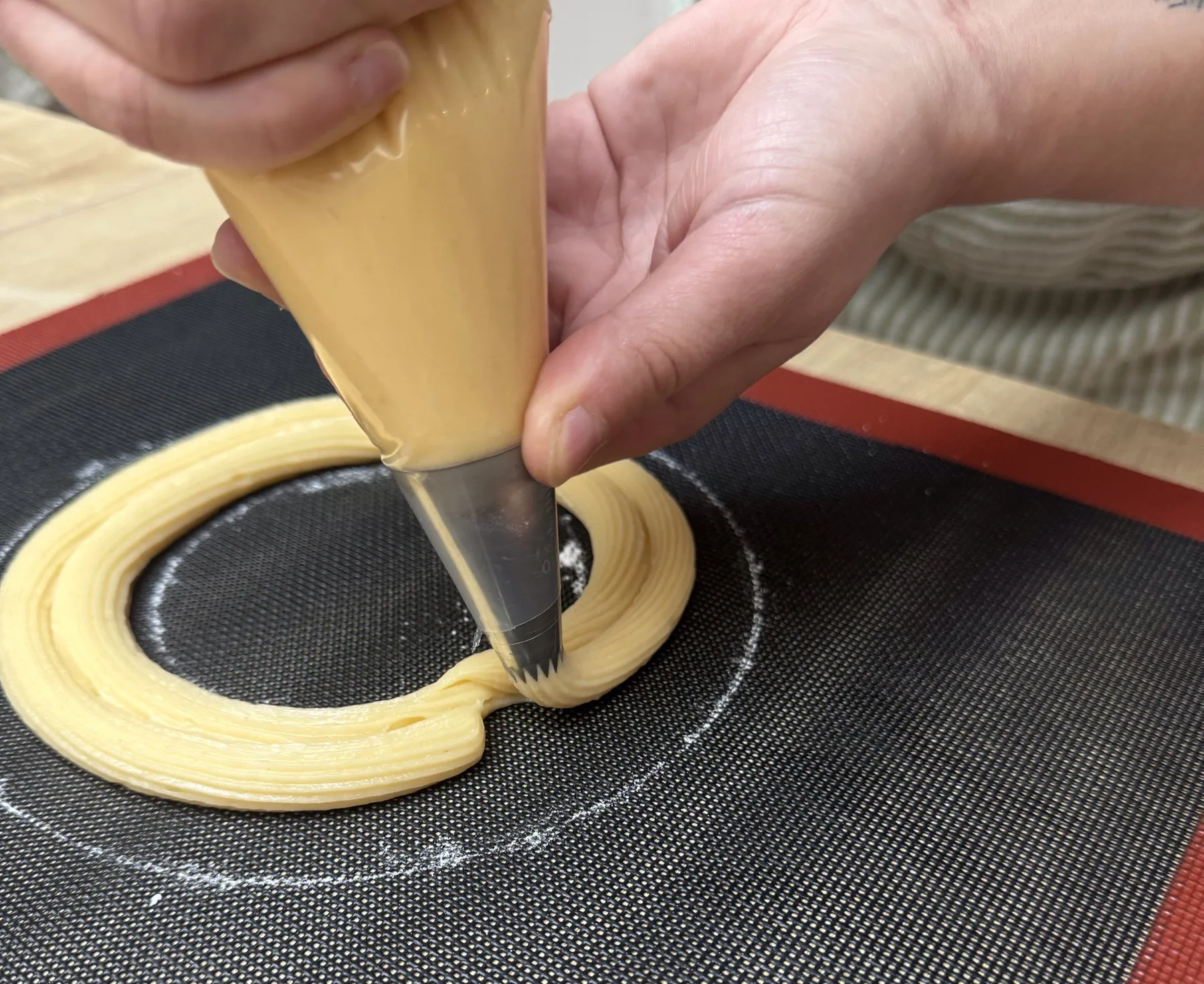 Réalisez votre grand Paris-Brest avec Nils - Afbeelding nr. 5 - Wecandoo