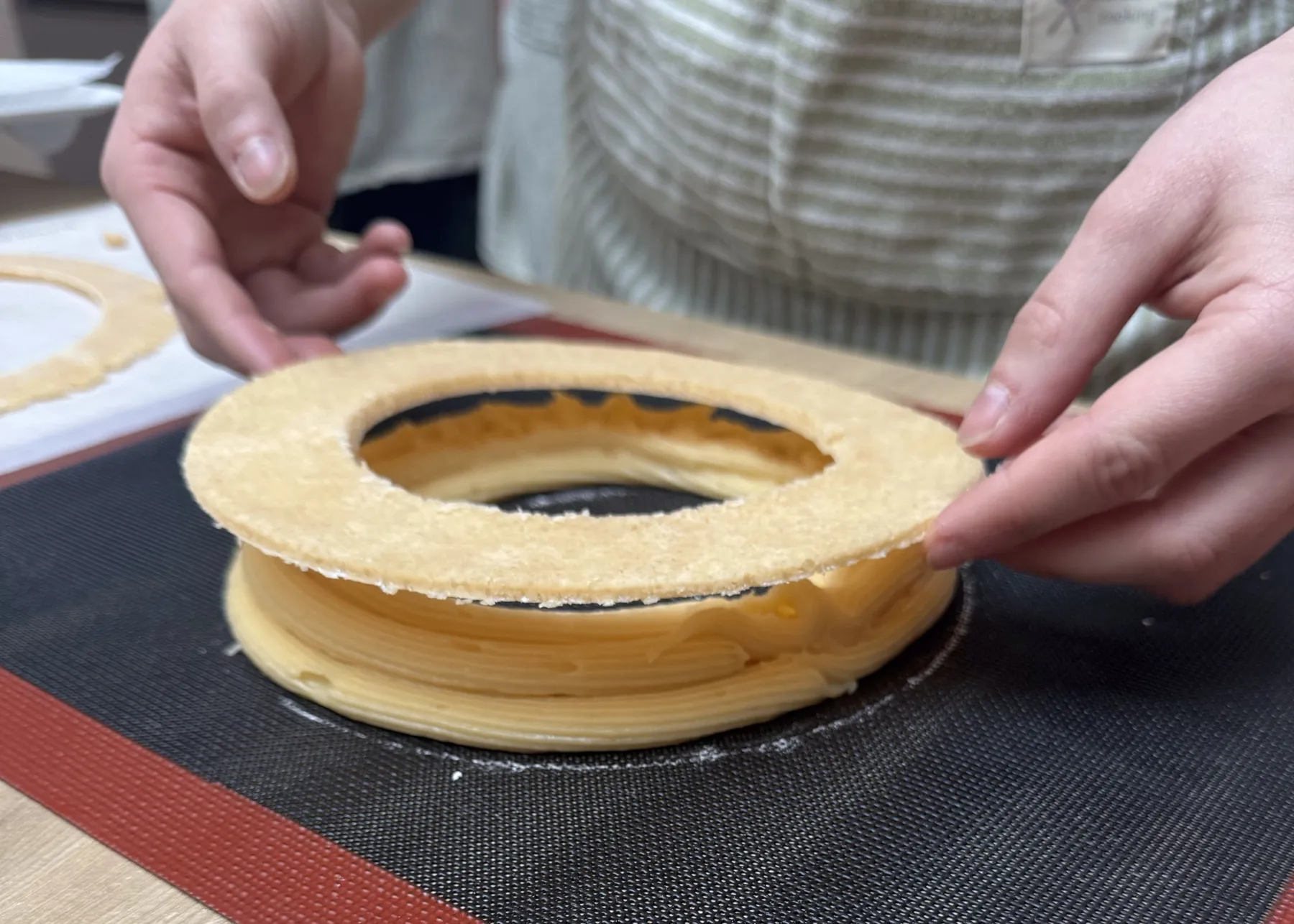 Réalisez votre grand Paris-Brest avec Nils - Afbeelding nr. 3 - Wecandoo