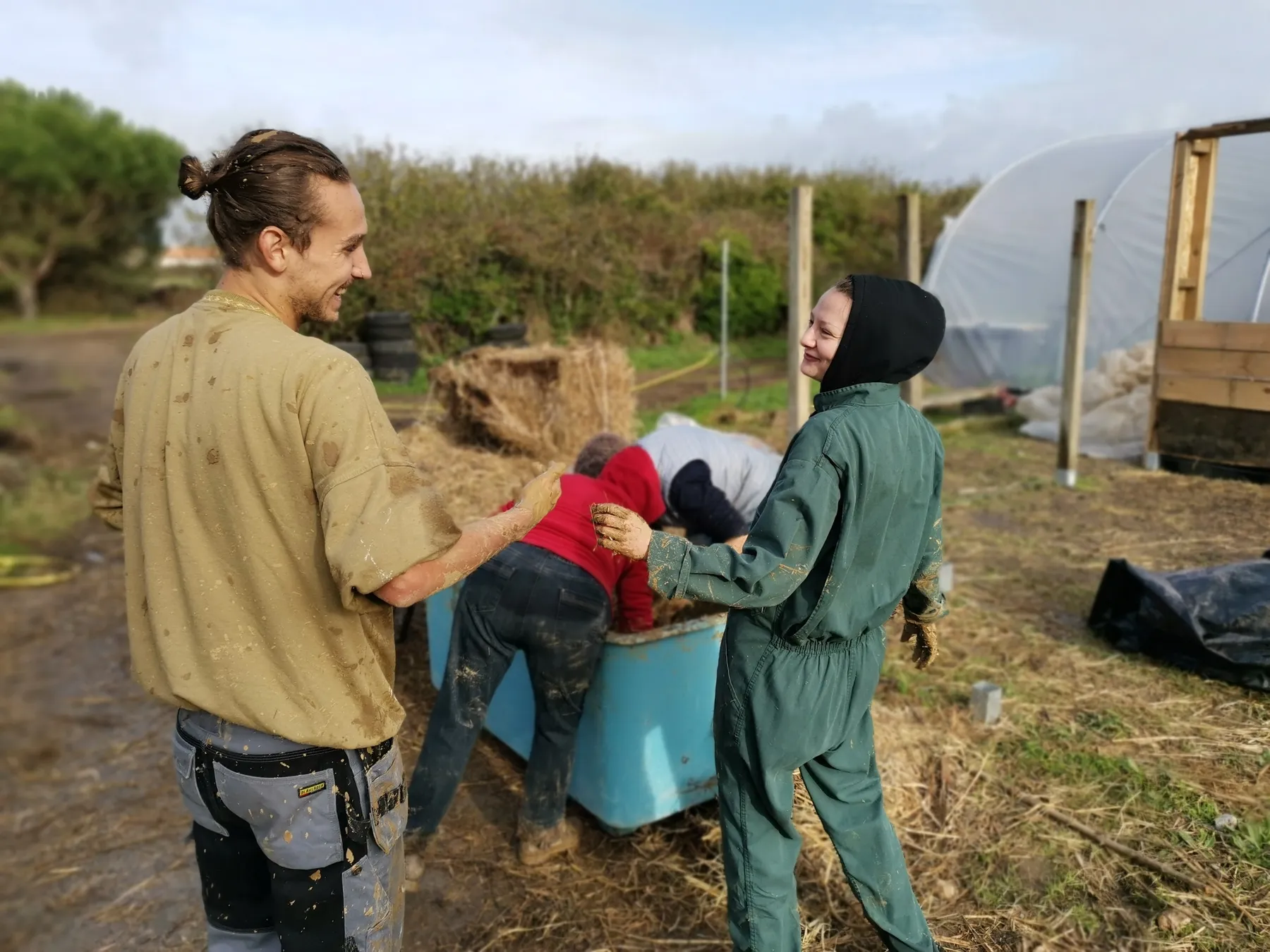 Initiez-vous à la permaculture sur deux jours avec Mathieu, Léna et leur équipe - Image n°3 - Wecandoo