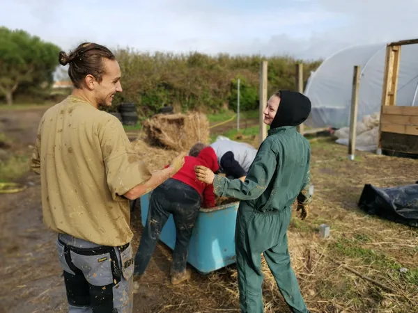 Initiez-vous à la permaculture sur deux jours avec Mathieu, Léna et leur équipe - Image n°3 - Wecandoo