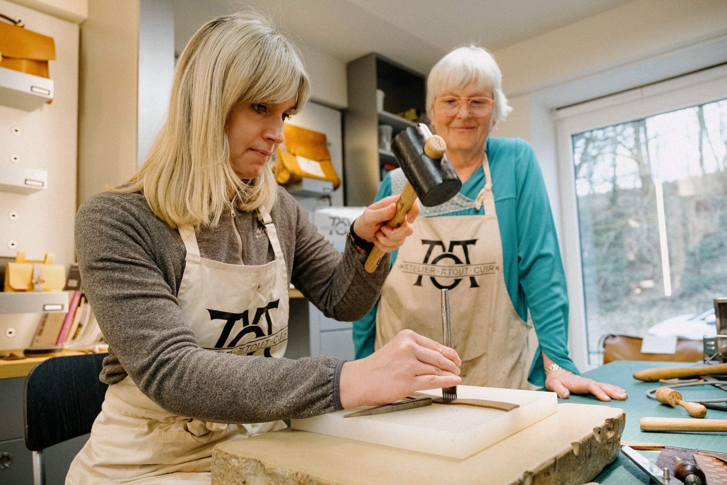 Créez votre ceinture en cuir pleine fleur au point sellier - Image n°5 - Wecandoo