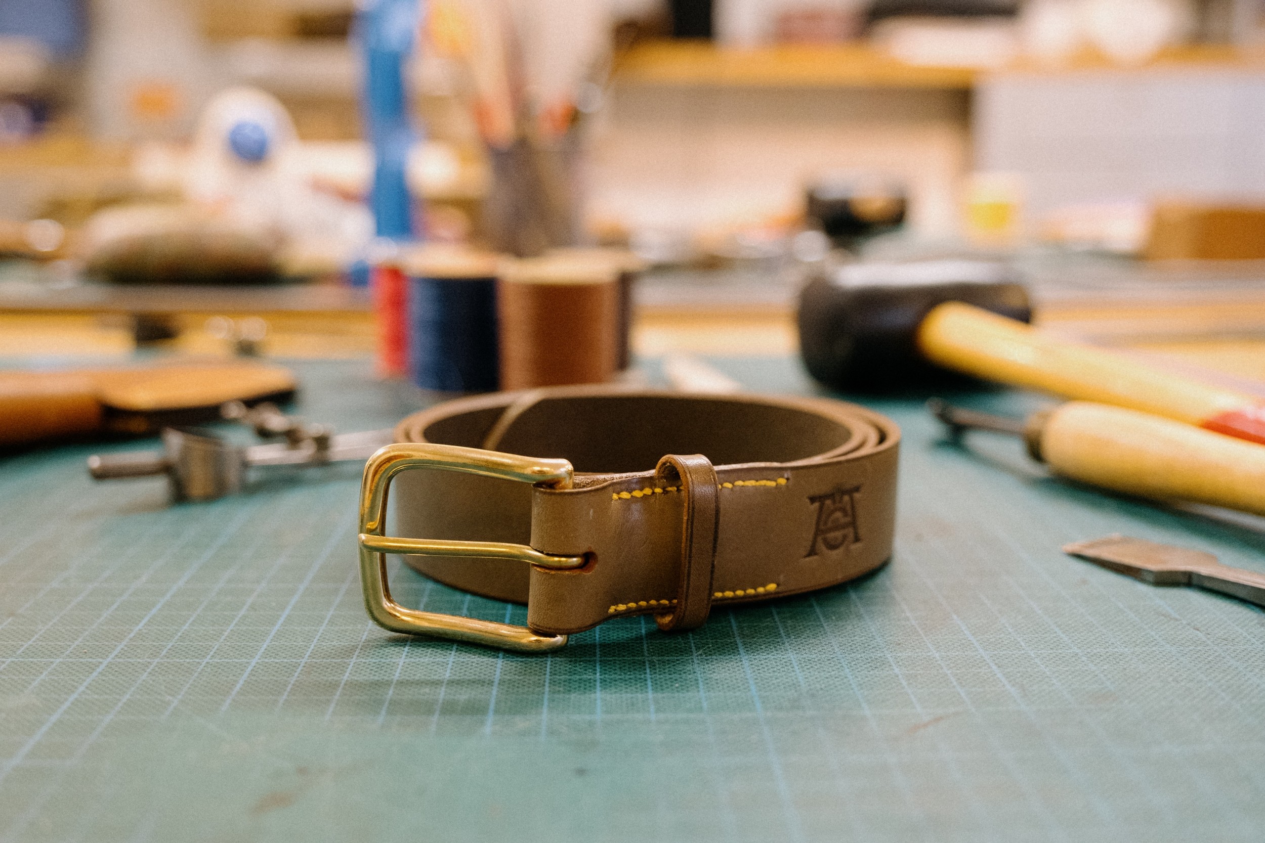 Créez votre ceinture en cuir pleine fleur au point sellier - Image n°1 - Wecandoo