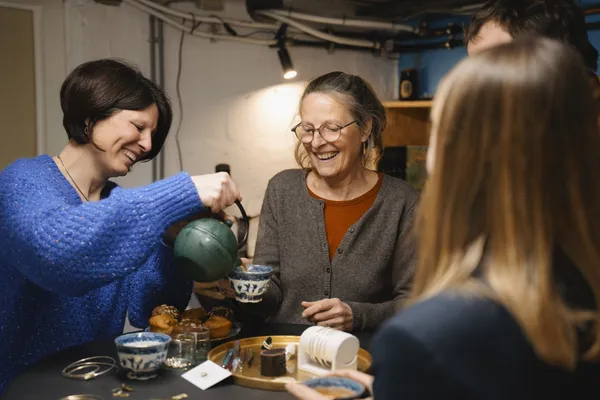 Confectionnez votre paire de boucles d'oreilles en argent ou laiton avec Fanette - Image n°3 - Wecandoo