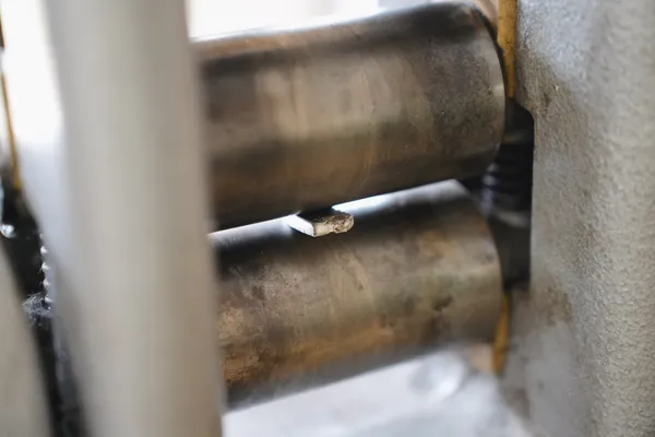 Confectionnez votre paire de boucles d'oreilles en argent ou laiton avec Fanette - Image n°2 - Wecandoo