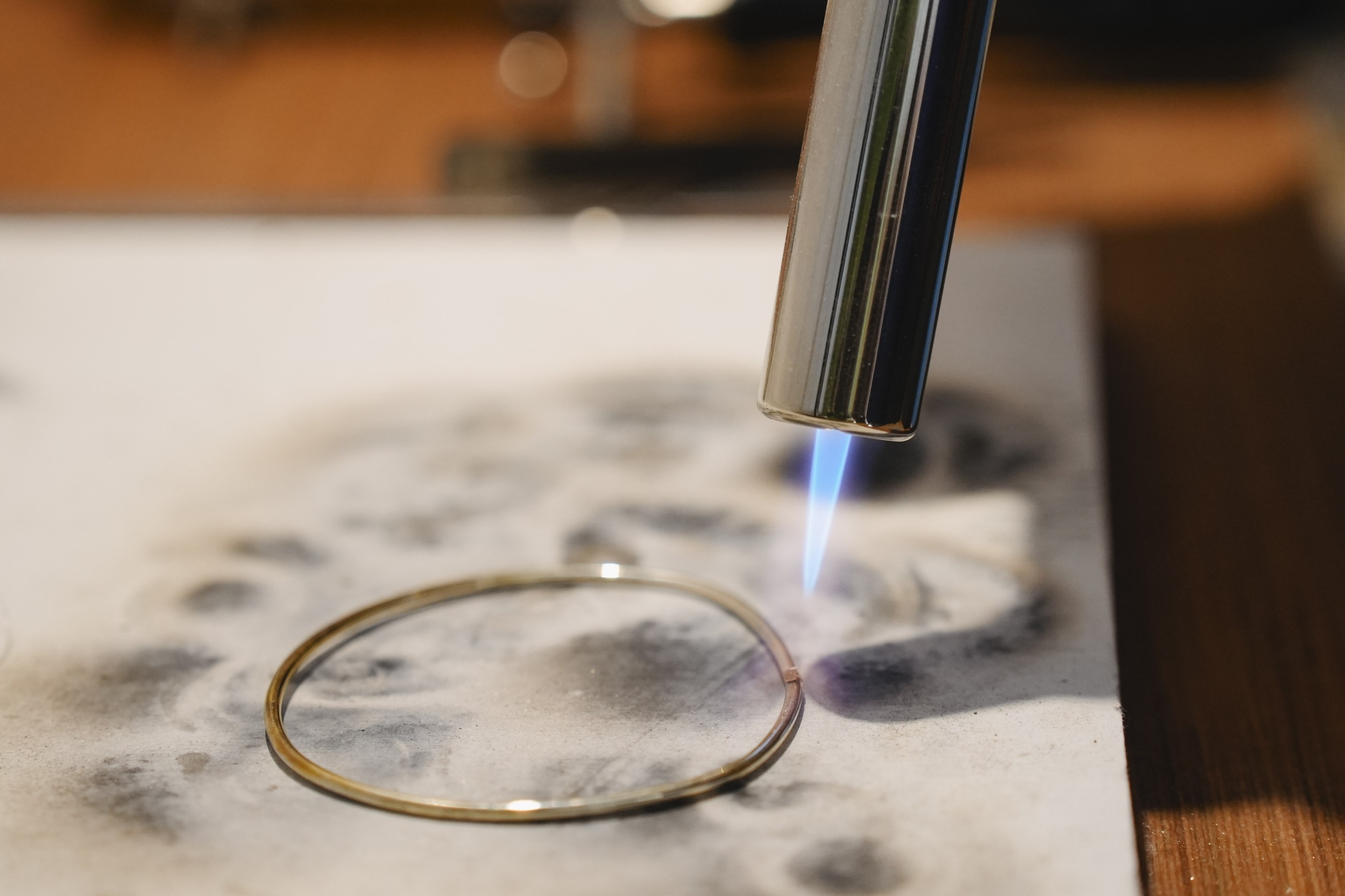 Réalisez votre jonc en argent