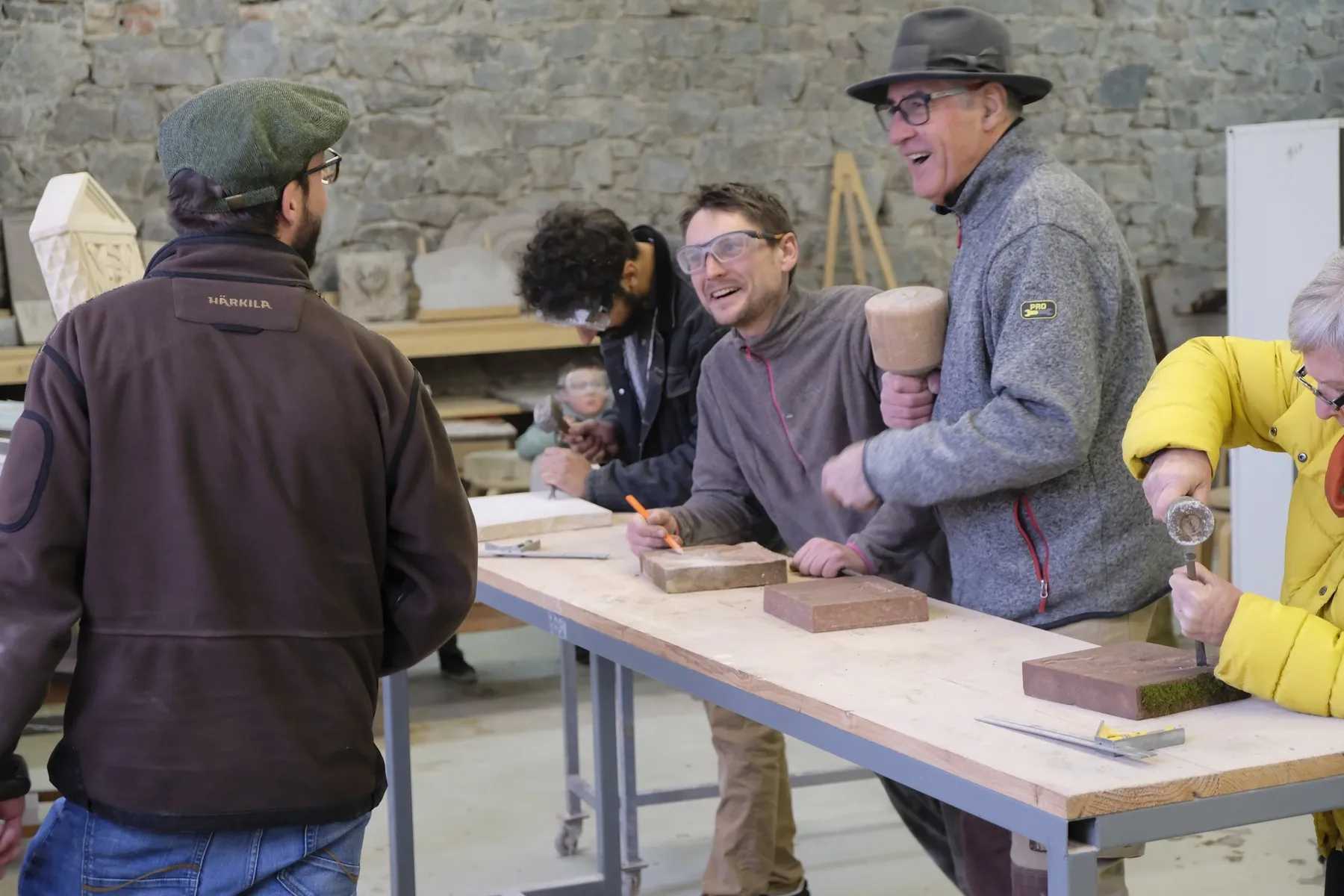 Initiez-vous à la sculpture sur  pierre avec Félix - Image n°1 - Wecandoo