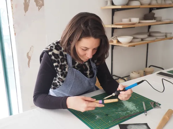 Découvrez la cire perdue et créez votre bague unique avec Margaux - Image n°4 - Wecandoo