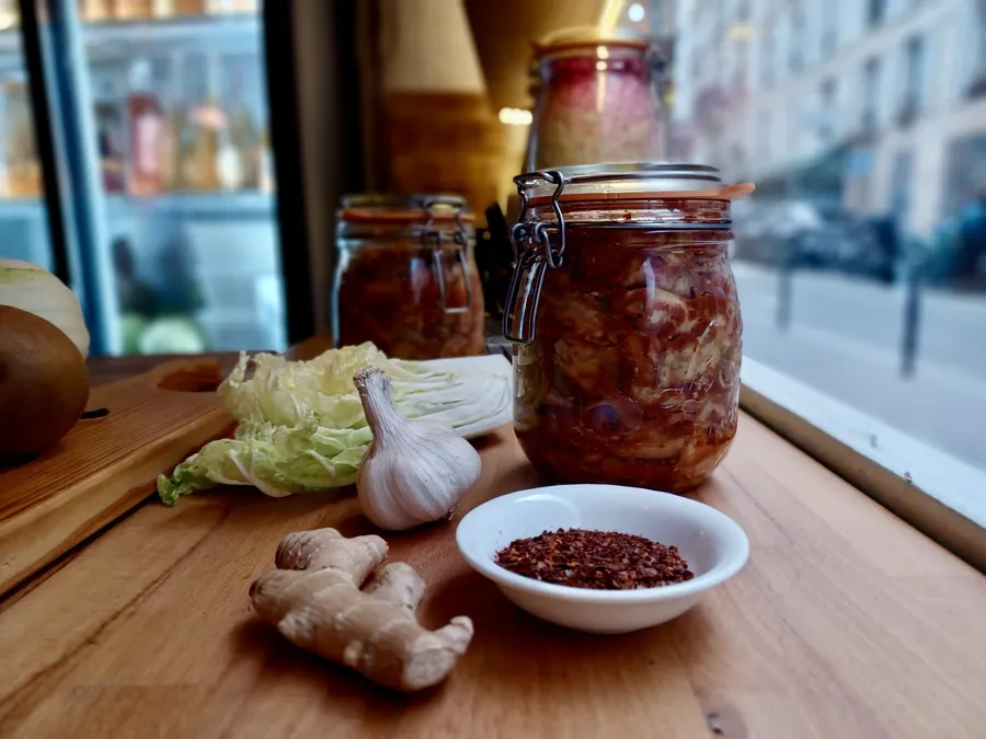 Préparez votre kimchi et dégustez des légumes fermentés avec Raphaël - Image n°1 - Wecandoo