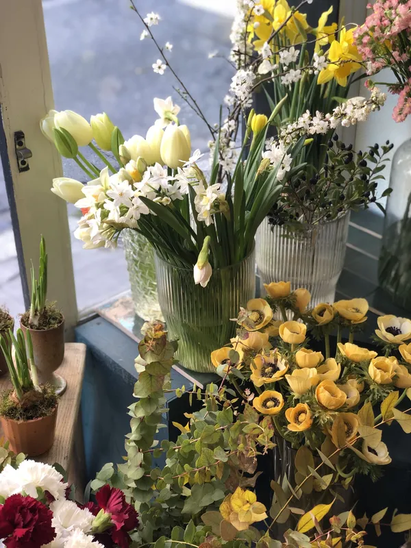 Composez votre bouquet de fleurs fraîches avec Adeline - Image n°2 - Wecandoo