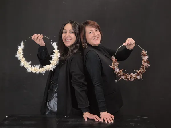 Réalisez votre couronne de fleurs séchées avec Lénaïc et Emmanuelle - Image n°5 - Wecandoo