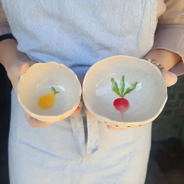 Découvrez le modelage et le décor sur céramique avec Cendrine - Image n°5 - Wecandoo